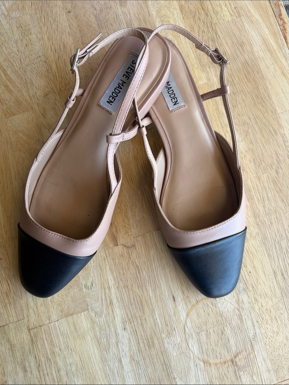 Steve Madden Nude and Black Pointed Slingback Flats